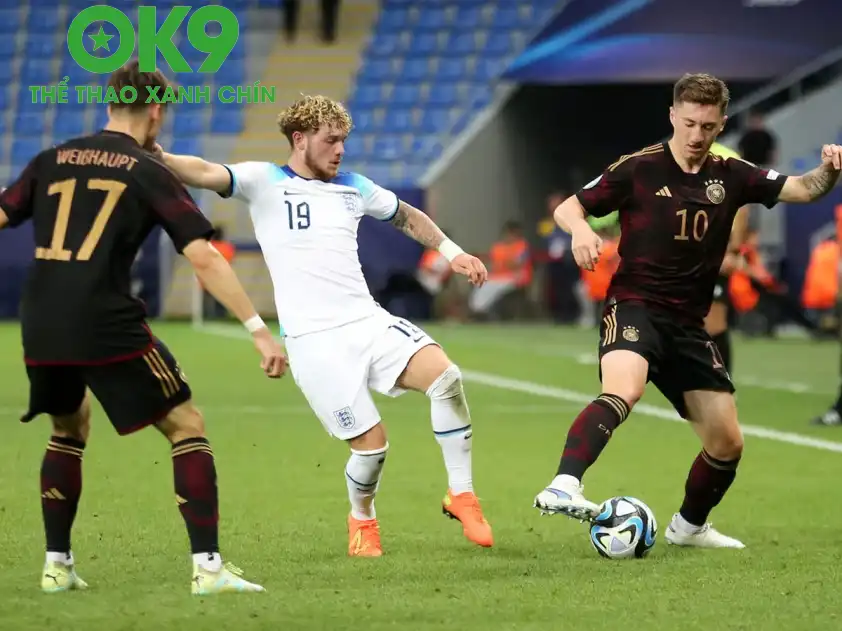 U21 Anh và U21 Đức tái đấu ở trận chiến cuối cùng (Ảnh: Eurosport)